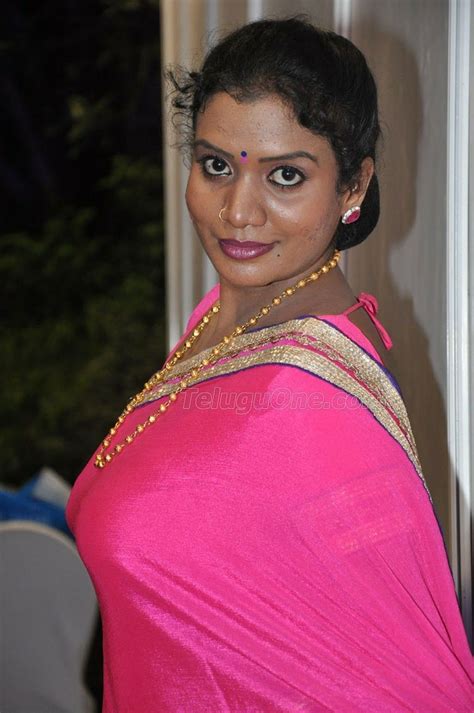 hot aunti|Free Desi Aunty In Saree Hot Photos